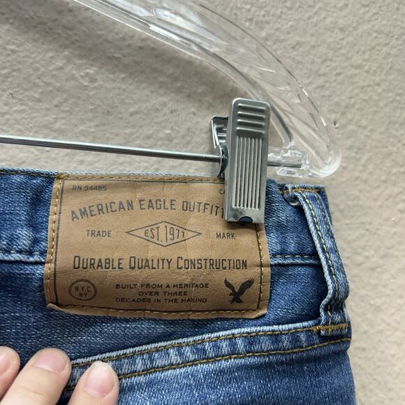 American Eagle Men’s 32x32 Blue Denim Jeans Slim Core Flex Distressed - Picture 8 of 9